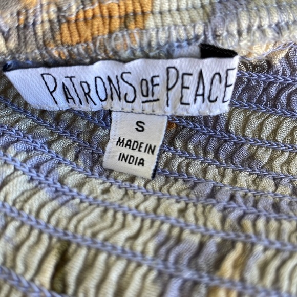 Patrons of Peace Floral Smocked Top - Picture 5 of 6